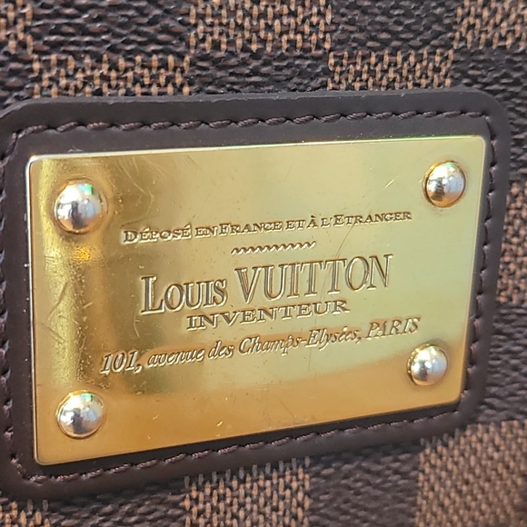 100% Authentic 2015 LV Eva Pochette Damier Ebene Canvas - Picture 15 of 16